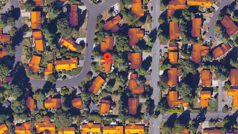 Google to begin selling maps data to companies building solar products, hopes to generate $100 million in first year