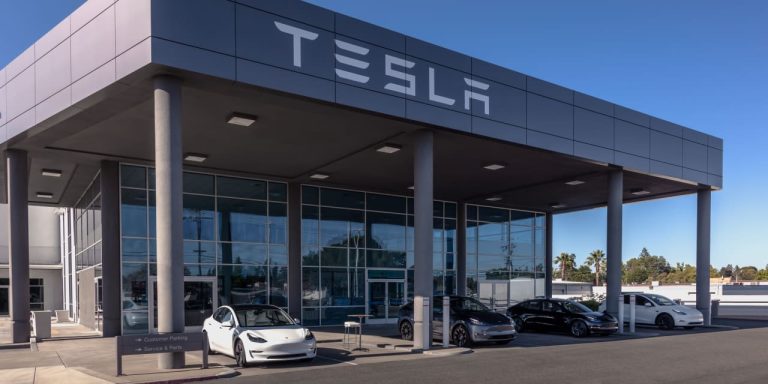 Tesla’s China Sales Rise 9.3% in August. The Price Cuts Are Working.