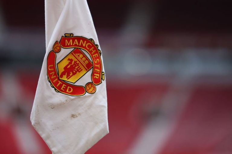 Billionaire Ratcliffe is restructuring his bid to buy Manchester United – report
