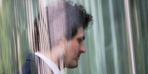 Bankman-Fried Fraud Trial Opens to Dueling Narratives