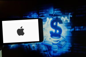 Apple On Track To Lead On Smarter, Cooler Augmented Reality