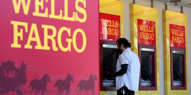 Wells Fargo’s stock gains as third-quarter earnings top estimates by a wide margin